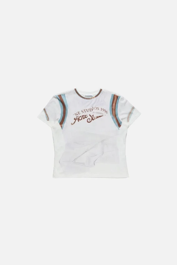 Graphic t-shirt