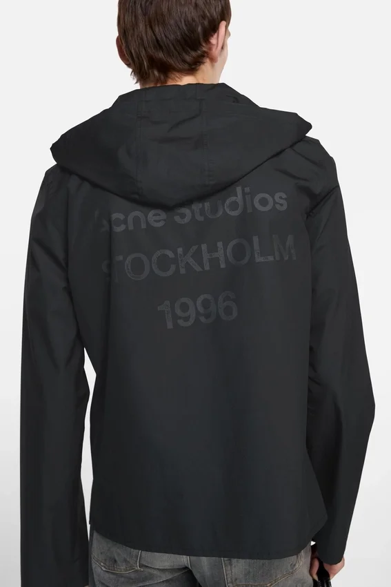 Hooded shirt