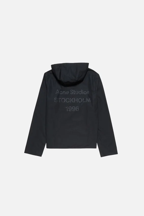 Hooded shirt