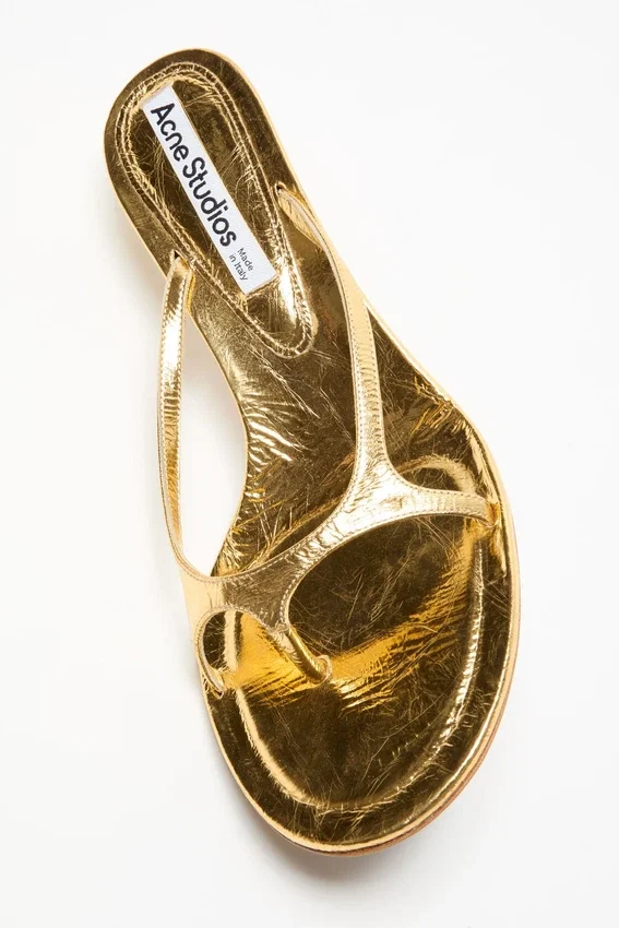 Kitten heel sandals