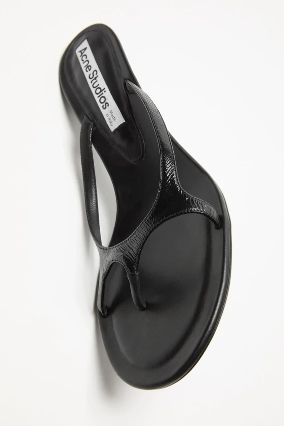 kitten heel sandals