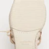 Lace-up leather shoes