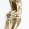 Lace-up leather shoes