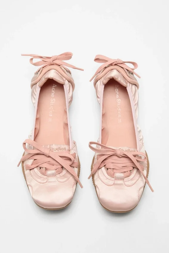 Lace-up satin shoes