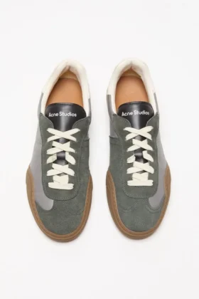 Lace-up sneakers