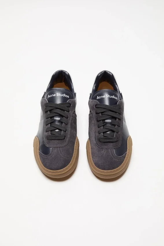 Lace-up sneakers
