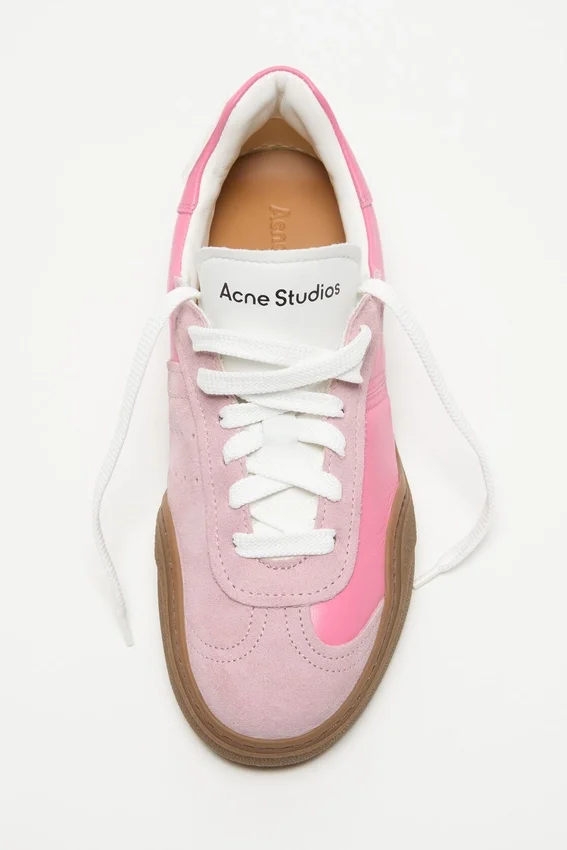 Lace-up sneakers