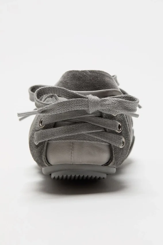 Lace-up suede shoes
