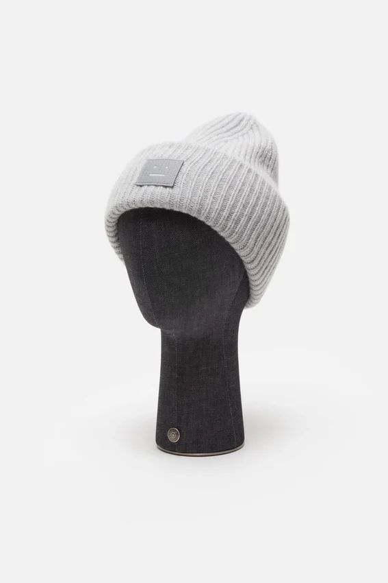 Large face logo beanie - Yak