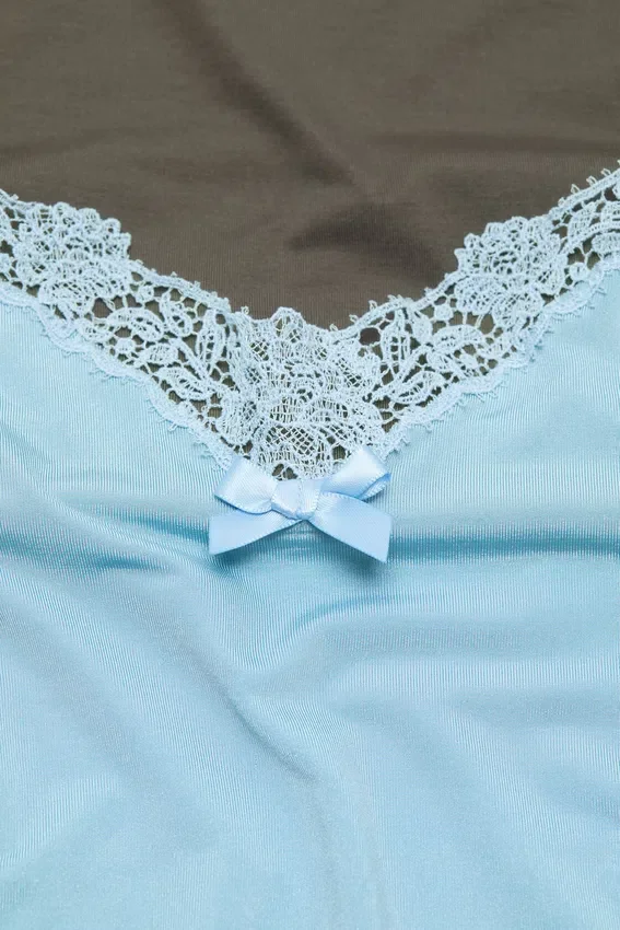 Layered lace t-shirt