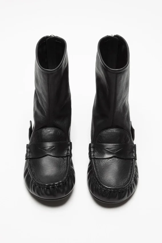 Leather ankle boot