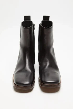 Leather ankle boot