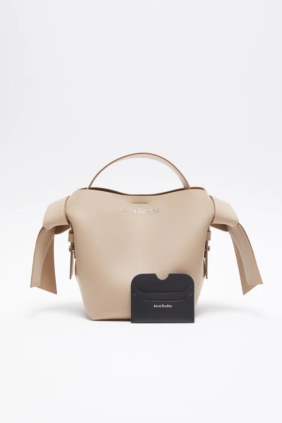 Leather card holder