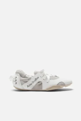 Leather lace-up shoes