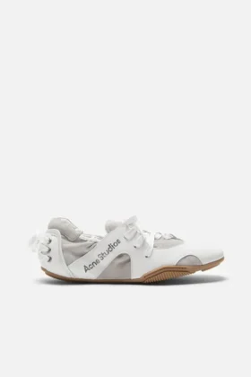 Leather lace-up shoes