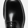 Leather lace-up shoes