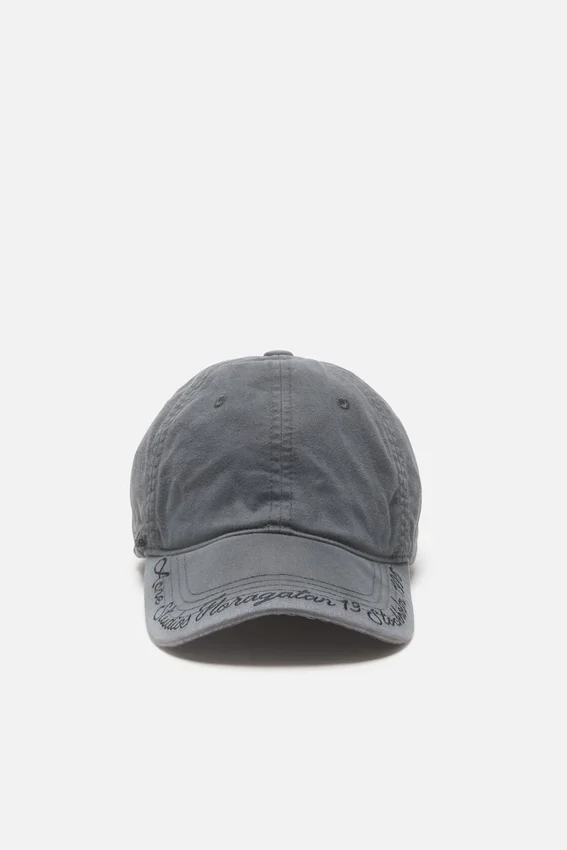 Logo cap