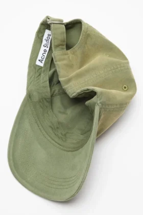 Logo cap