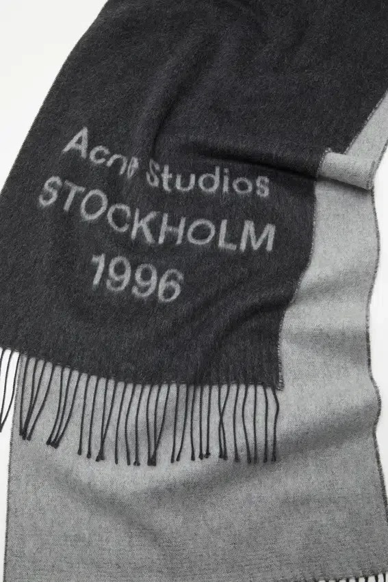 Logo scarf - Wide