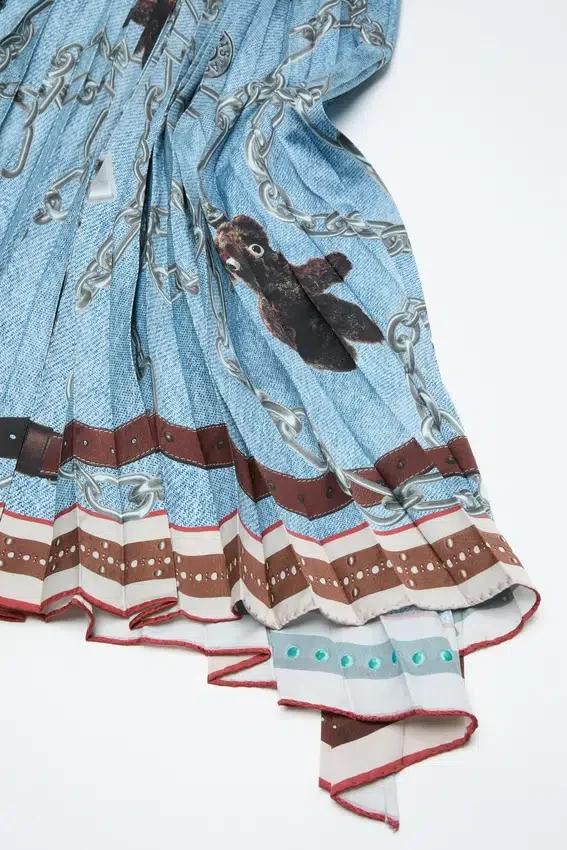 Long pleated skirt