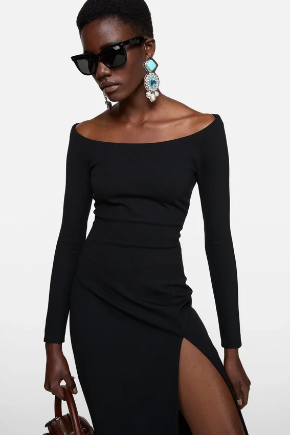 Long-sleeve midi dress