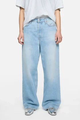 Loose fit jeans – 1981