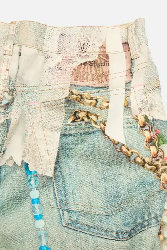 Loose fit jeans - 2006