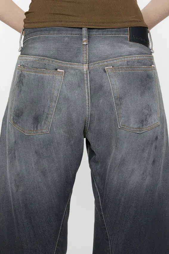 Loose fit Jeans - 2006F