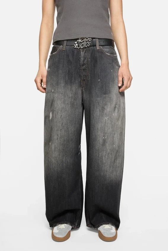 Loose fit jeans - 2023
