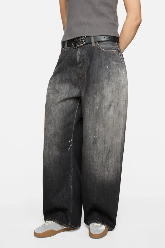 Loose fit jeans - 2023