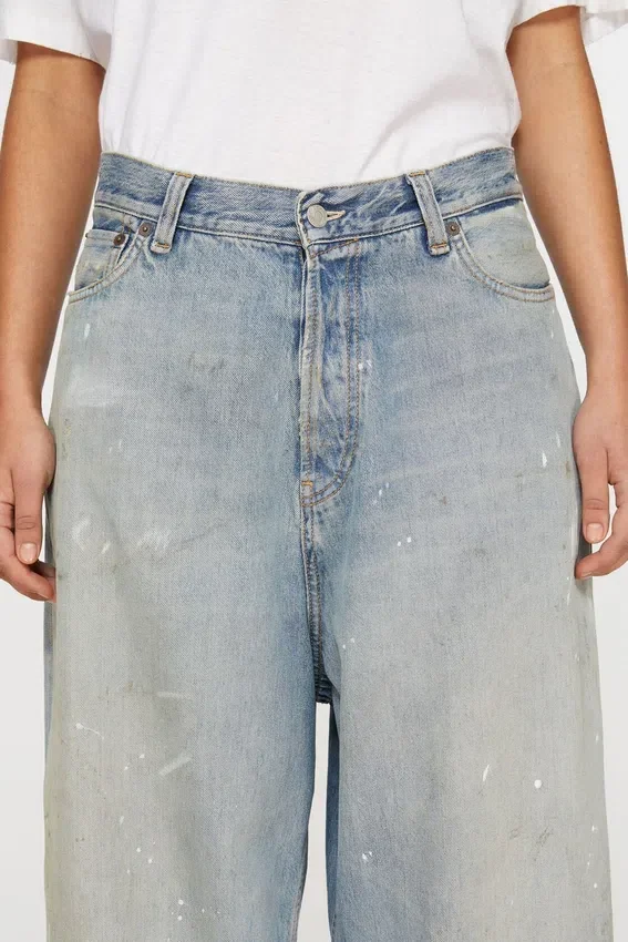 Loose fit jeans - 2023