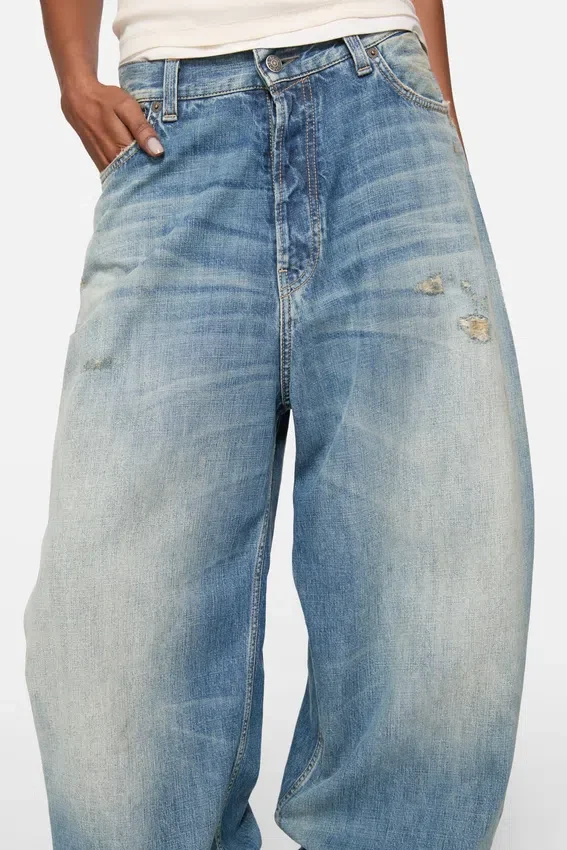 Loose fit jeans - 2023