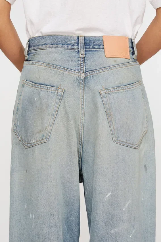 Loose fit jeans - 2023