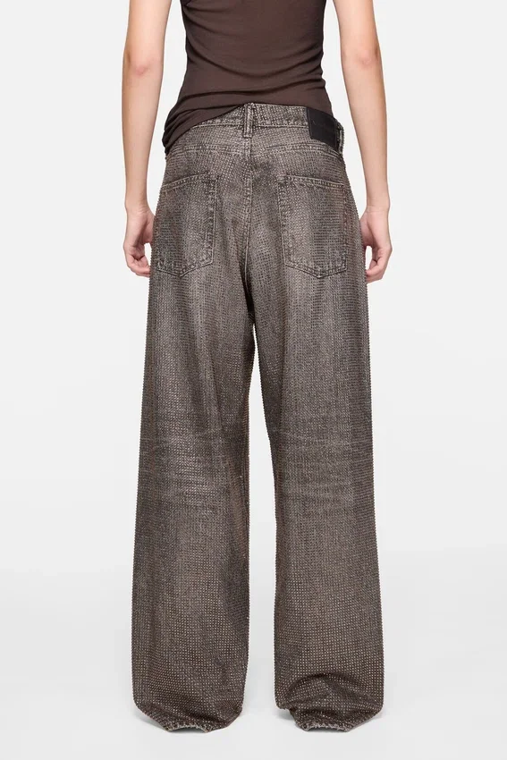 Loose rhinestone jeans – 1981