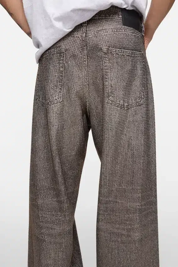Loose rhinestone jeans – 1981