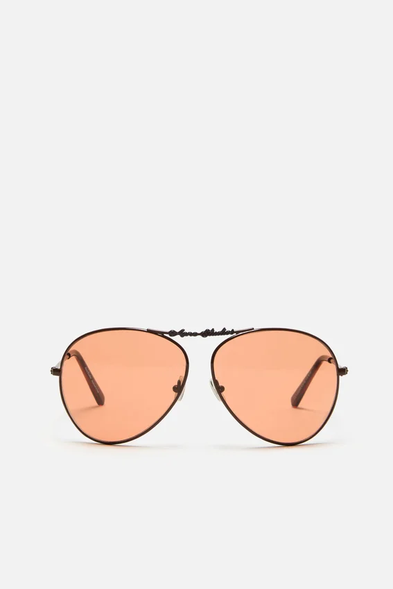 Metal aviator sunglasses