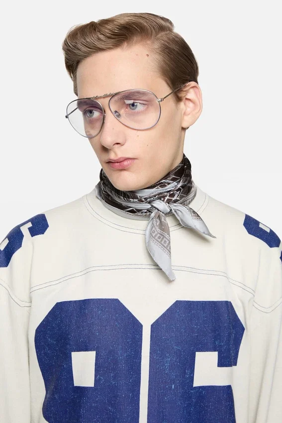 Metal aviator sunglasses