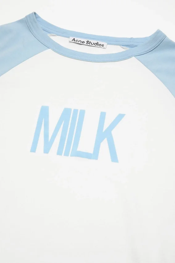 Milk graphic t-shirt