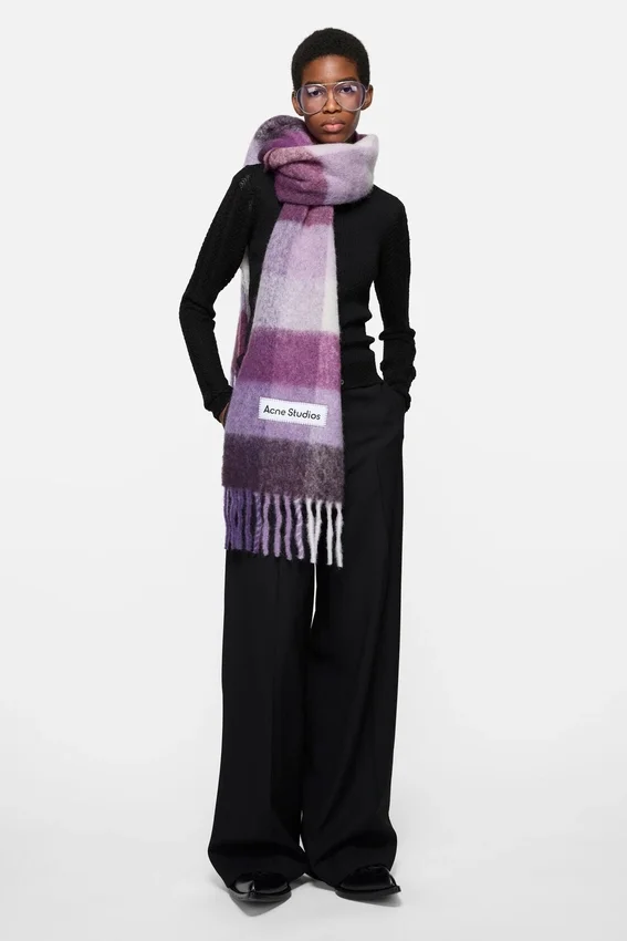 Mohair checked scarf
