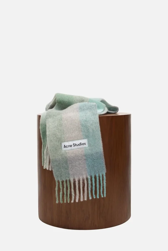 Mohair checked scarf