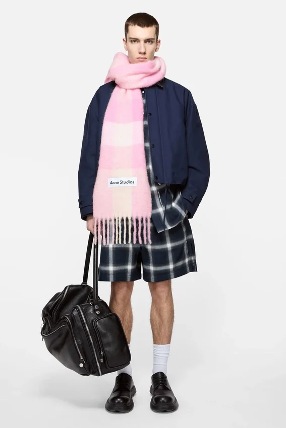 Mohair checked scarf