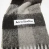 Mohair checked scarf