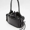 Multipocket bucket bag