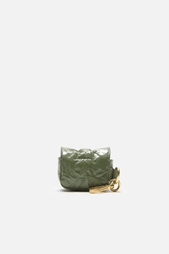 Multipocket headphones case