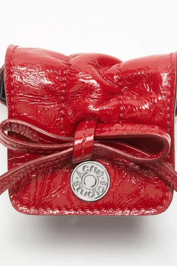 Multipocket headphones case