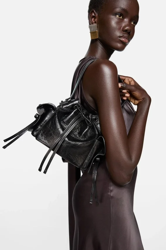 Multipocket Mini Bucket Bag