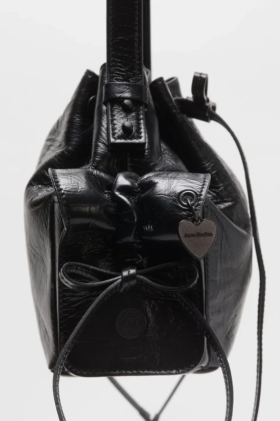 Multipocket Mini Bucket Bag