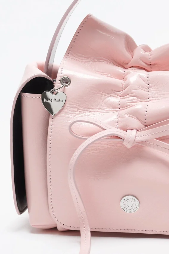 Multipocket shoulder bag