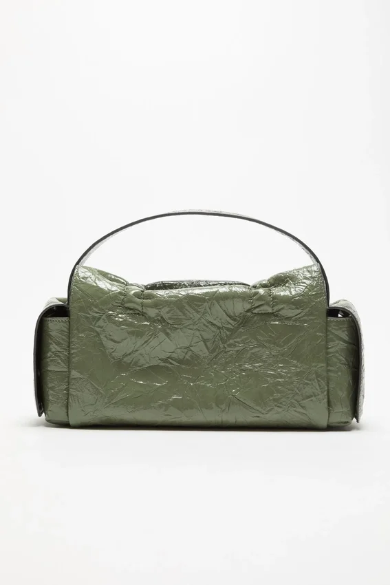 Multipocket shoulder bag