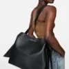 Musubi midi shoulder bag